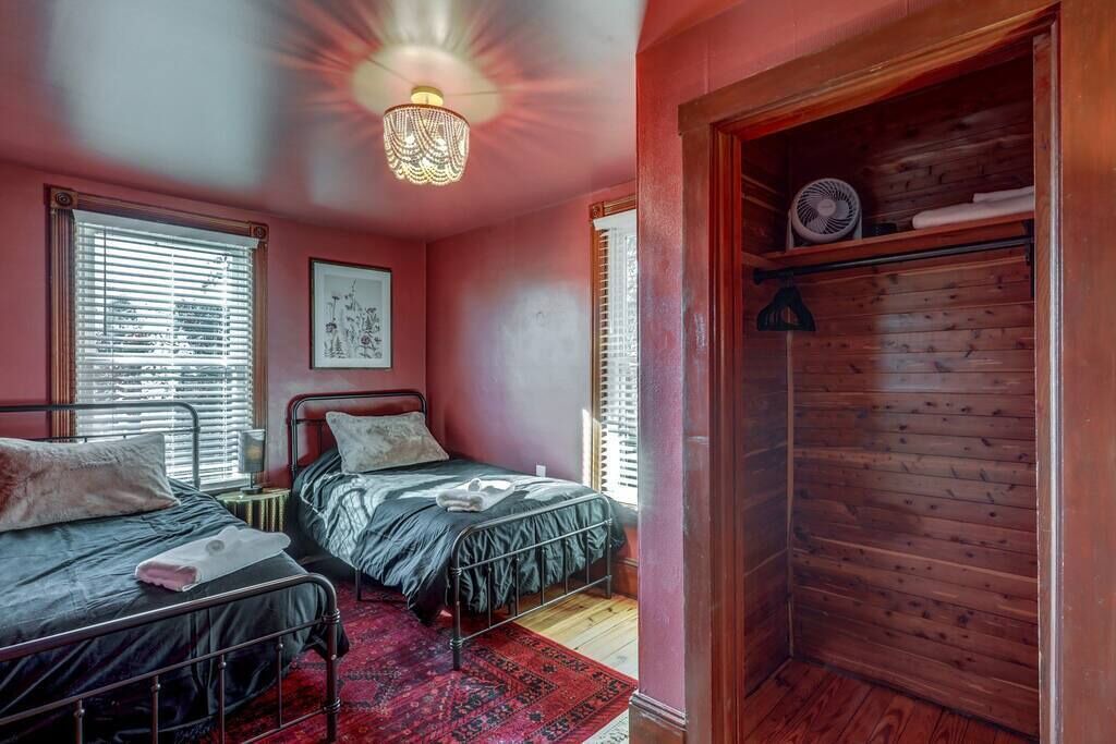 Photo of Bedroom in Mount Joy
