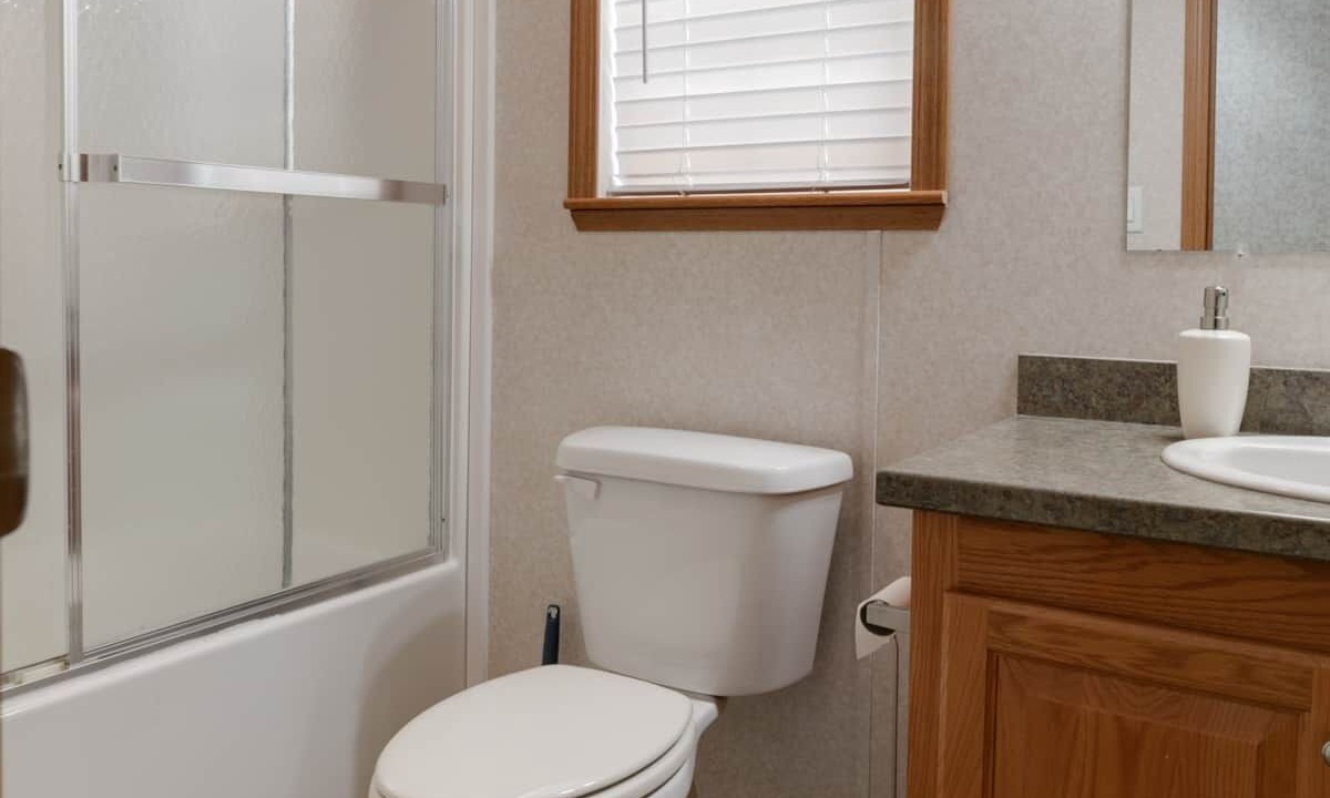 Photo of Bathroom in Gaines