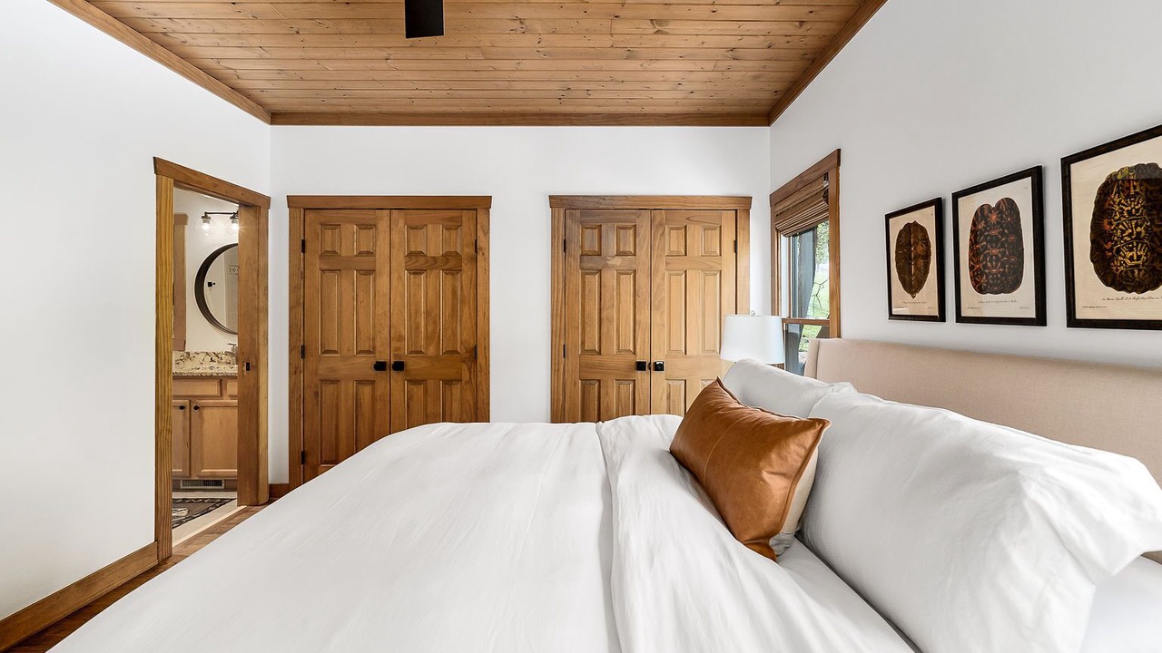 Photo of Bedroom in Lancaster