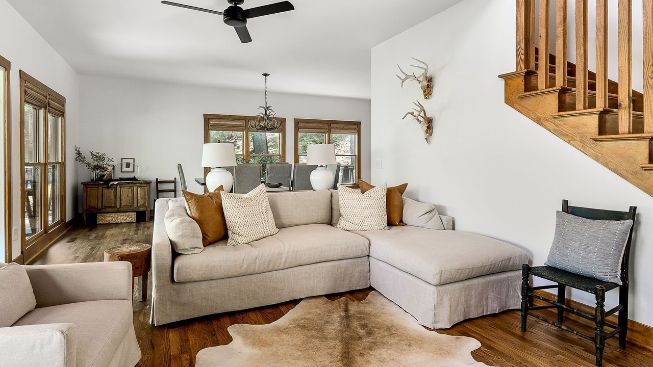Photo of Livingroom in Lancaster