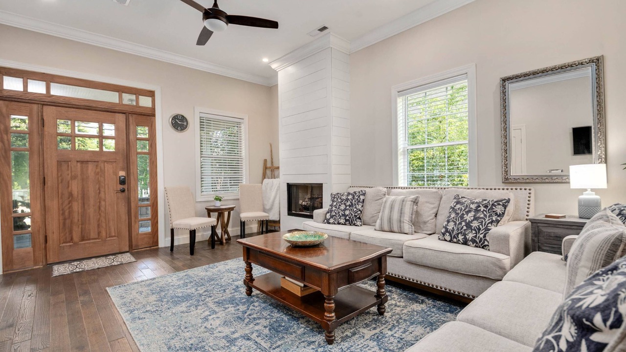 Photo of Livingroom in North Chattanooga