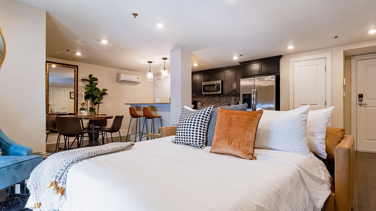 Photo of Bedroom in French Quarter