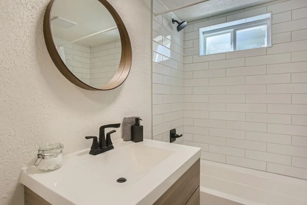 Photo of Bathroom in Barths