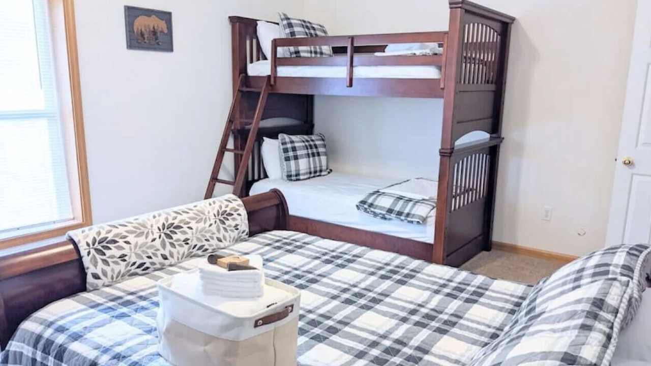 Photo of Bedroom in Evergreen West Central