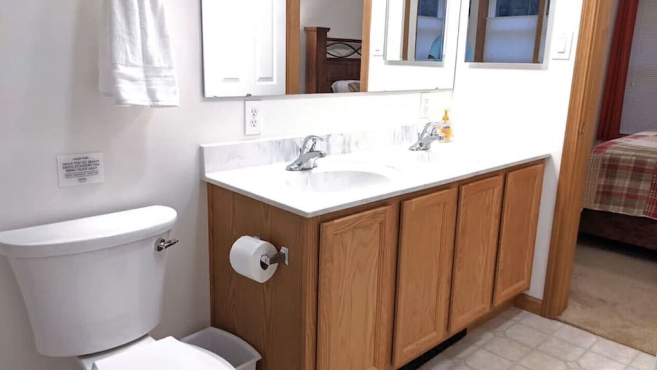 Photo of Bathroom in Evergreen West Central