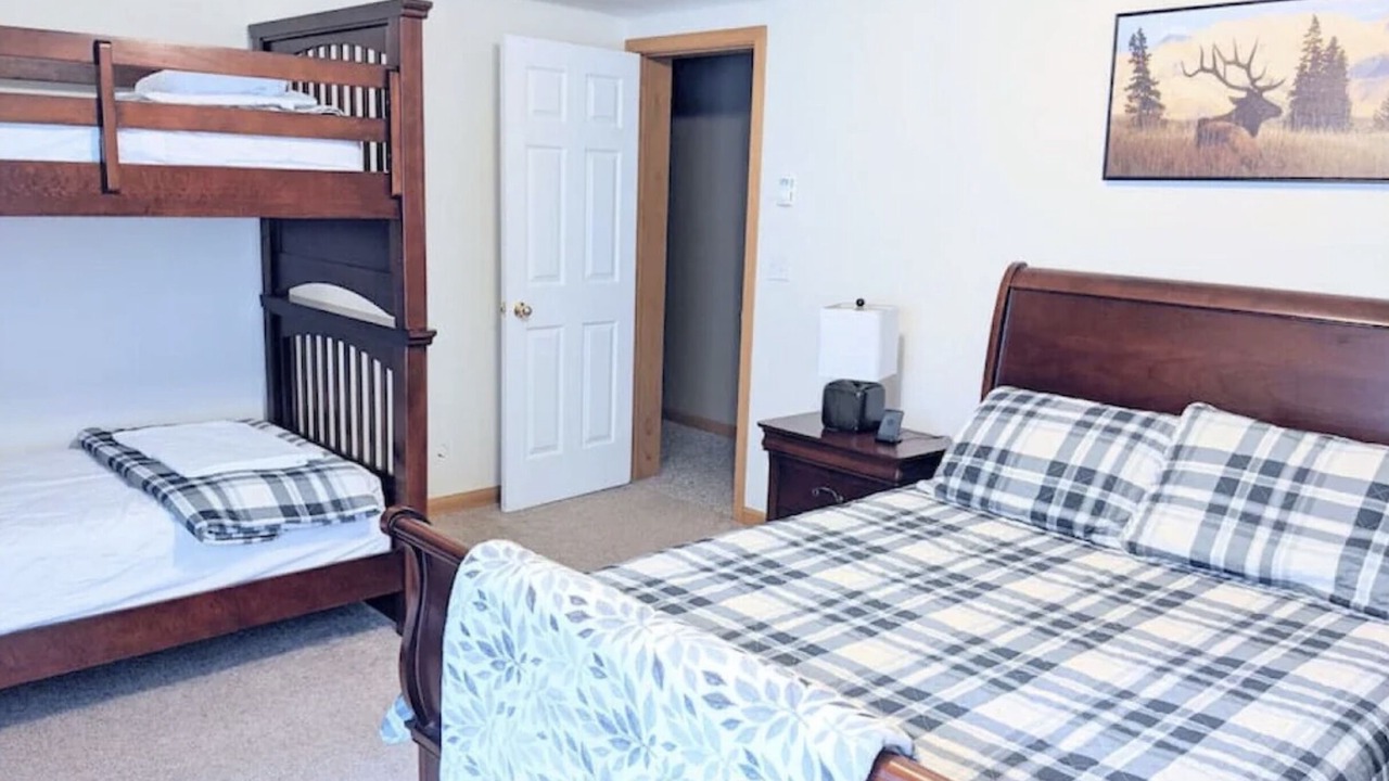 Photo of Bedroom in Evergreen West Central