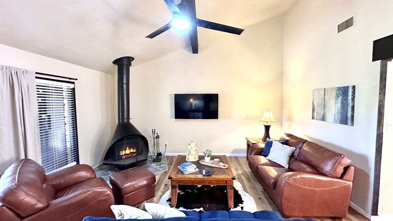 Photo of Livingroom in Point Venture