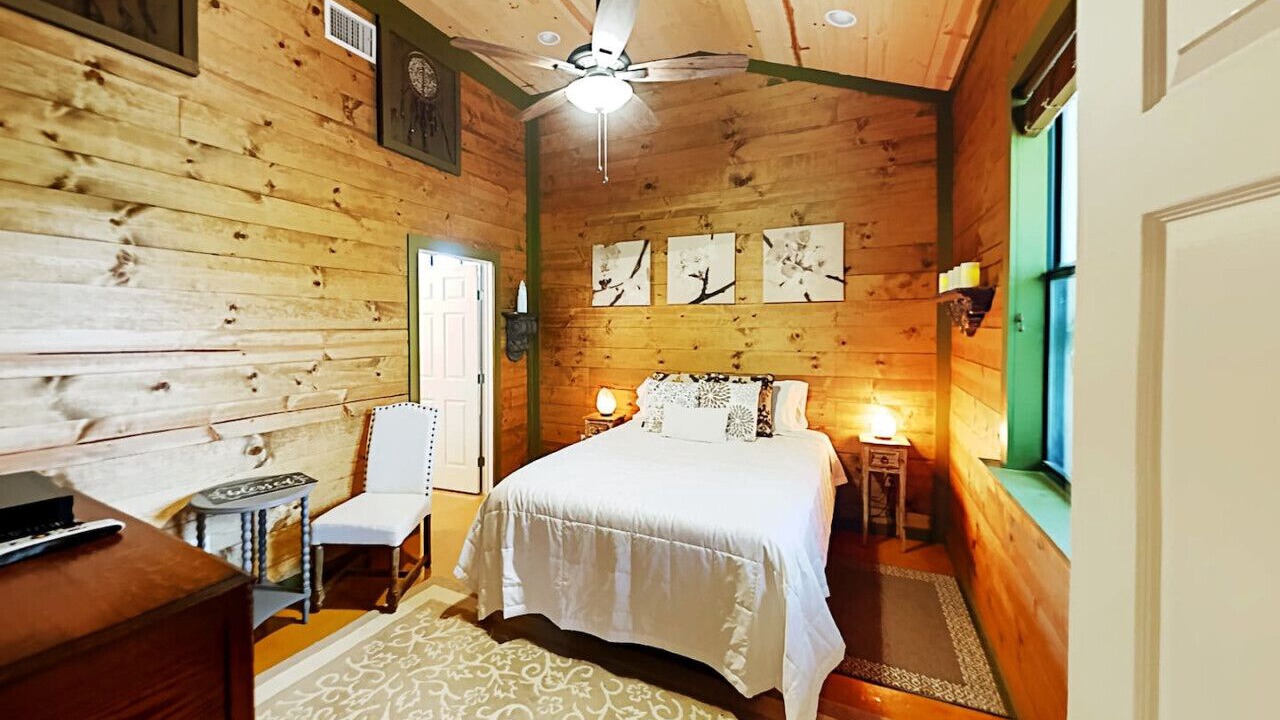 Photo of Bedroom in Dripping Springs