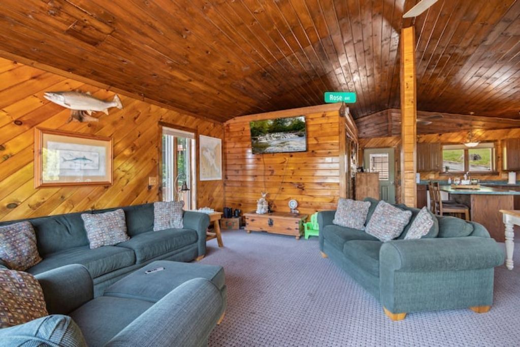 Photo of Livingroom in Wolcott