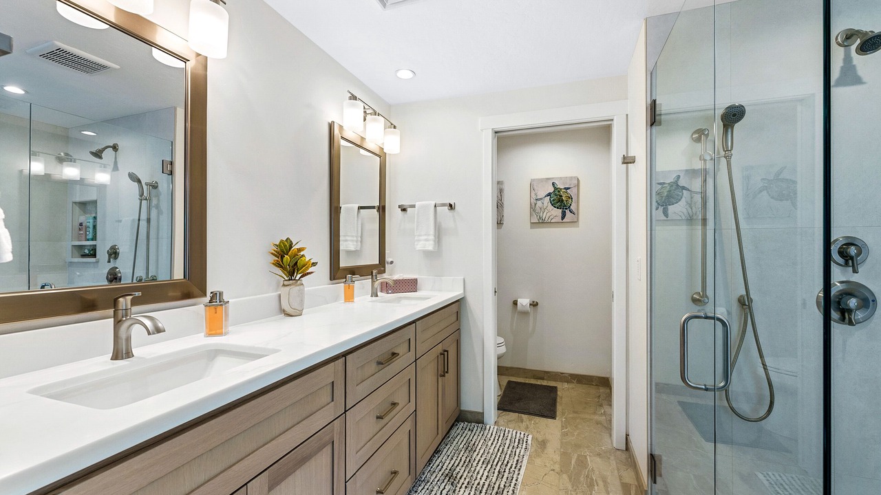 Photo of Bathroom in Harbor