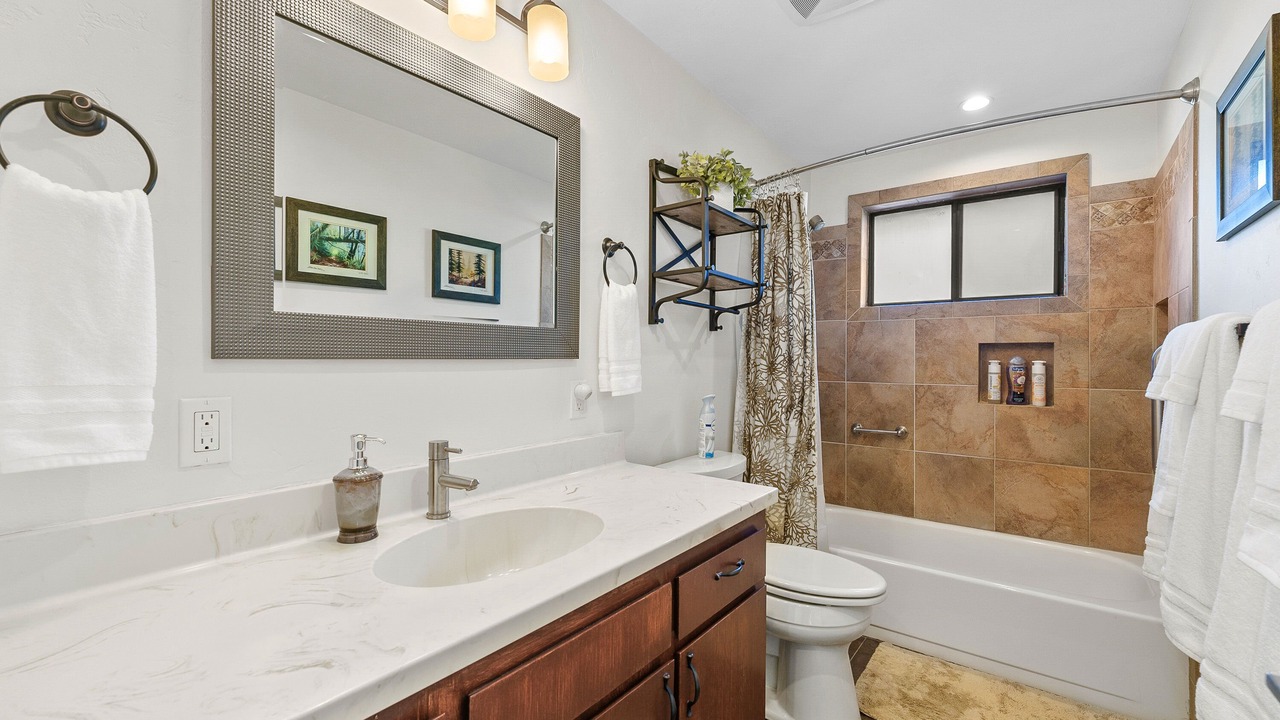 Photo of Bathroom in Harbor