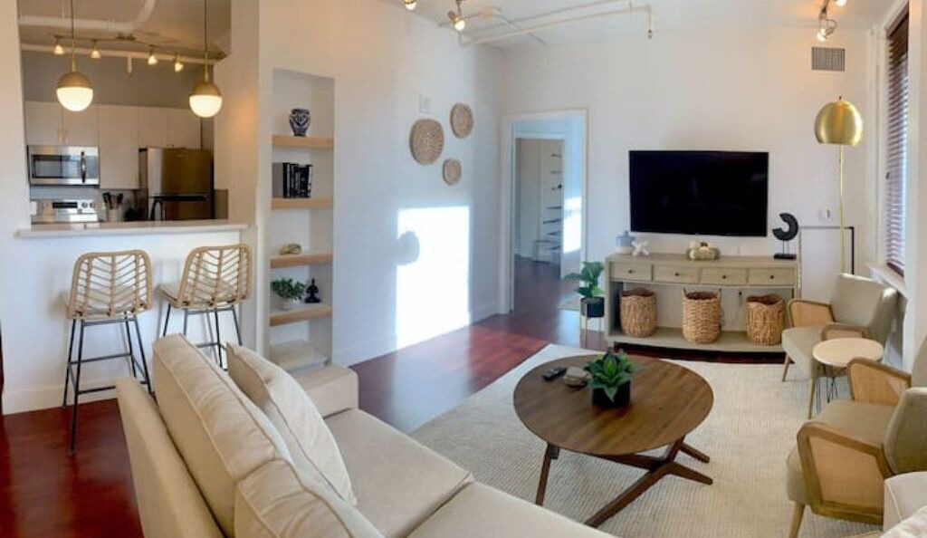 Photo of Livingroom in Uptown