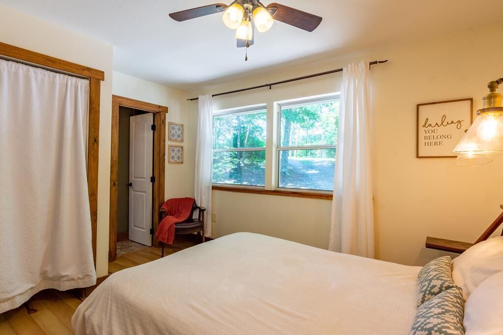 Photo of Bedroom in Spring City