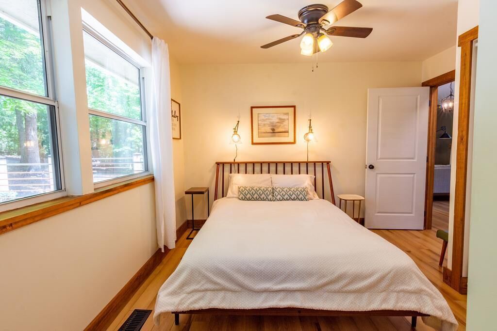 Photo of Bedroom in Spring City