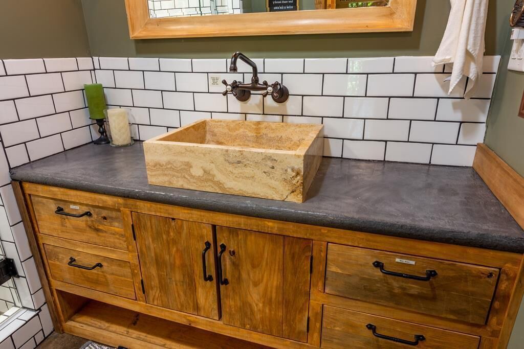 Photo of Bathroom in Spring City