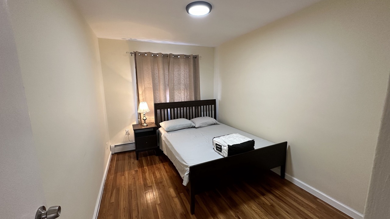 Photo of Bedroom in Queens