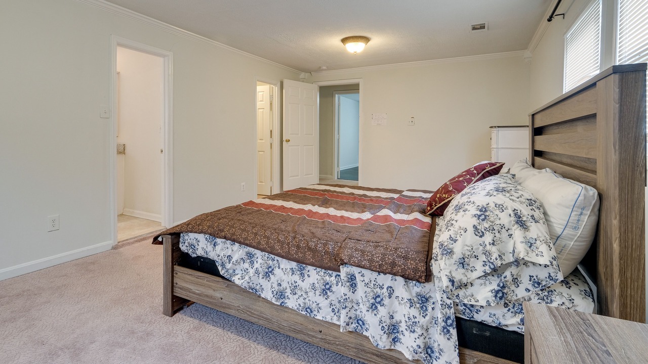 Photo of Bedroom in Triangle