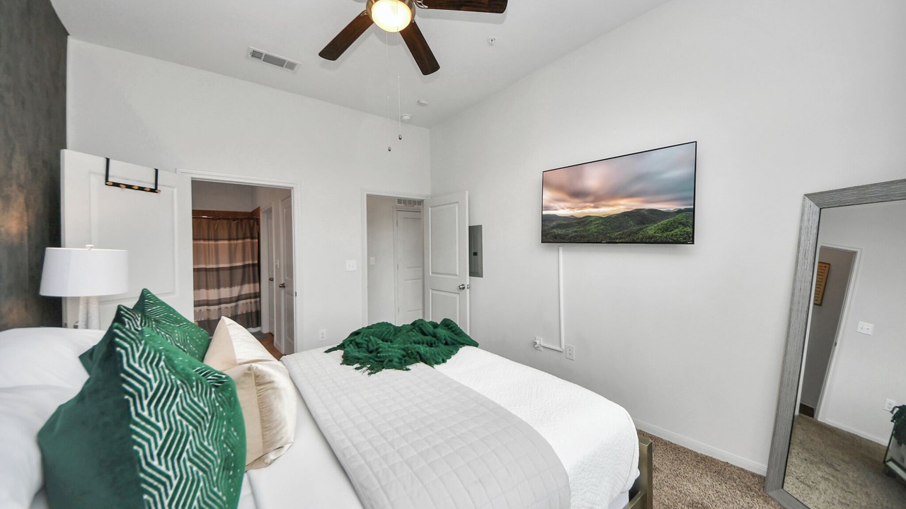 Photo of Bedroom in Braeswood Place