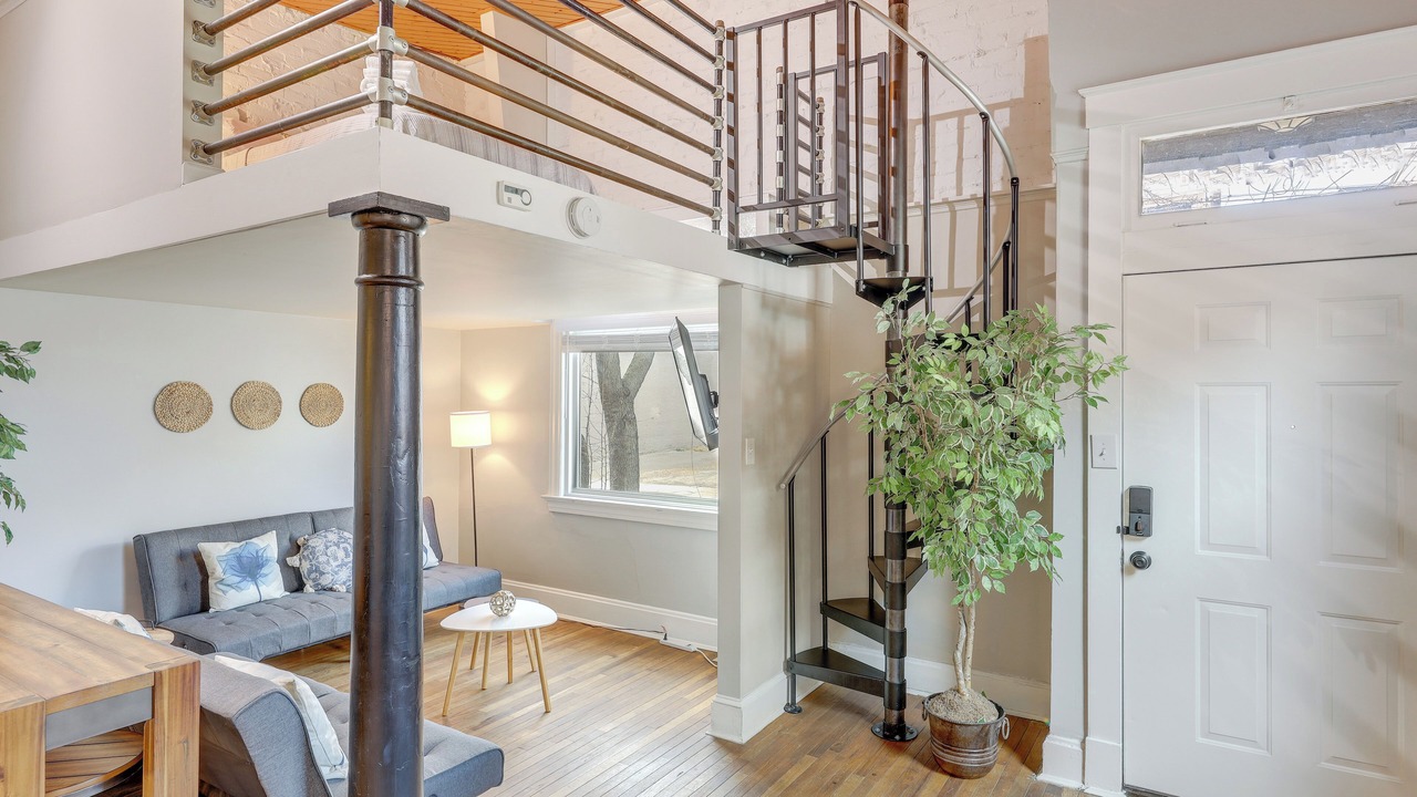 Photo of Bedroom in Clifton Heights