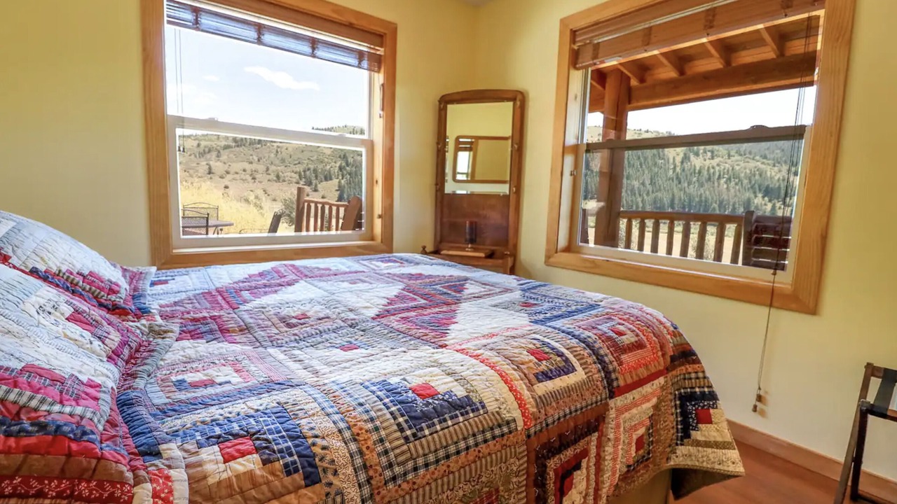 Photo of Bedroom in Meeker