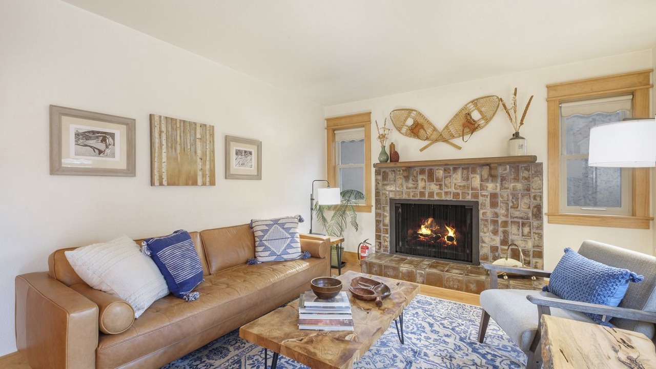 Photo of Livingroom in Estes Park