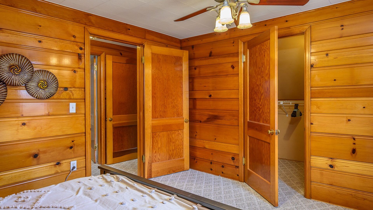 Photo of Bedroom in Toledo