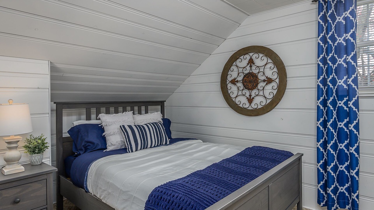 Photo of Bedroom in Toledo