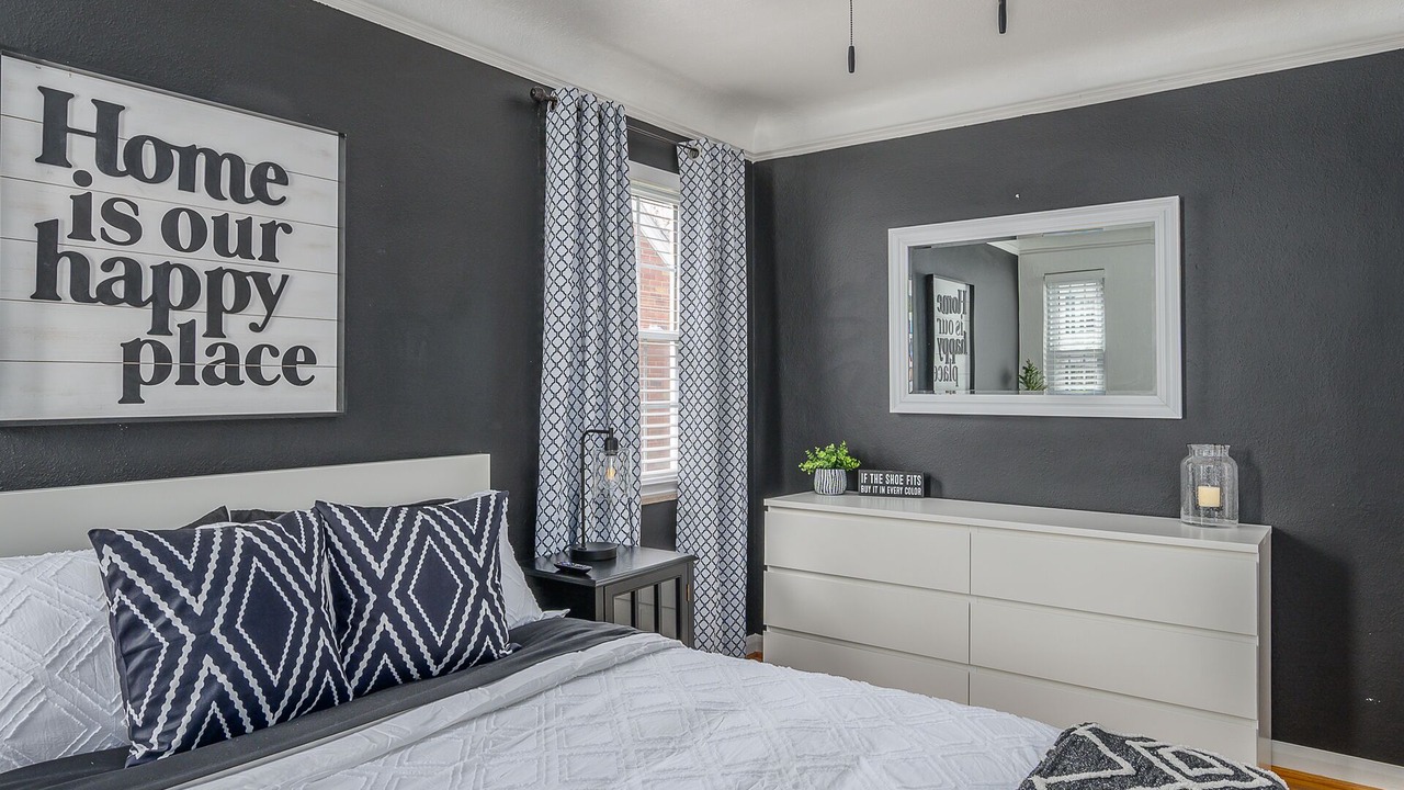 Photo of Bedroom in Toledo