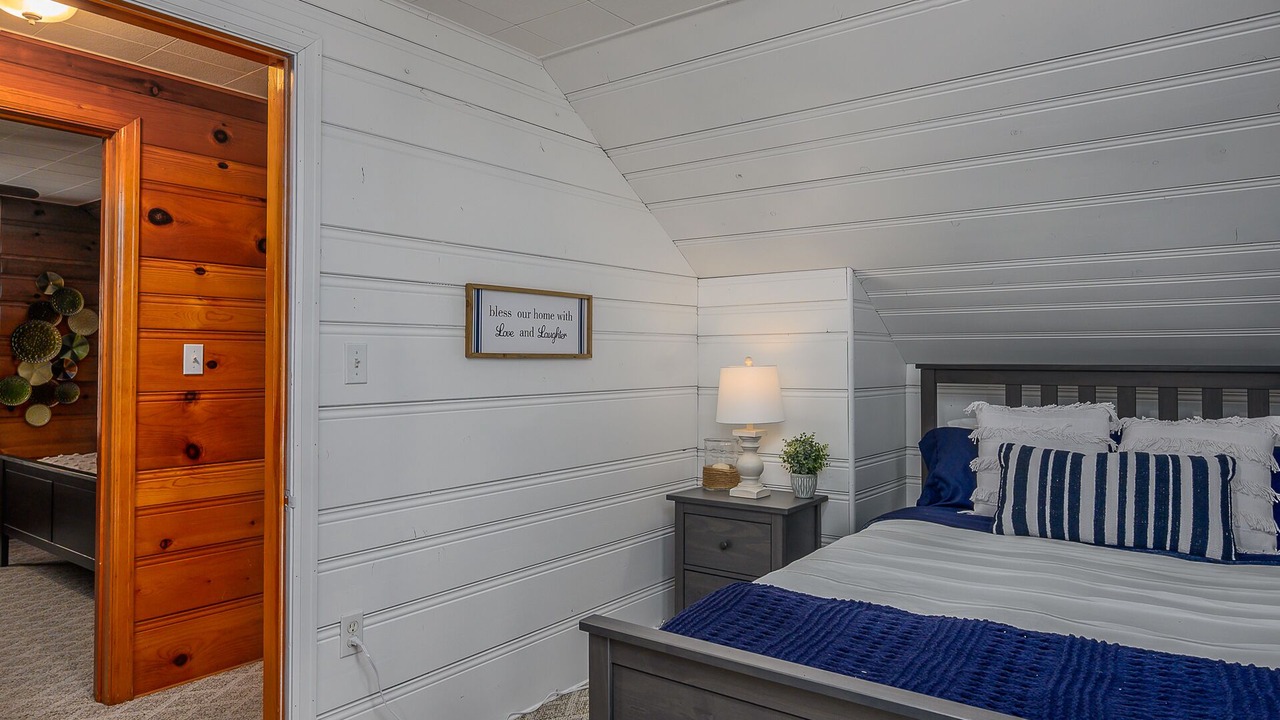 Photo of Bedroom in Toledo