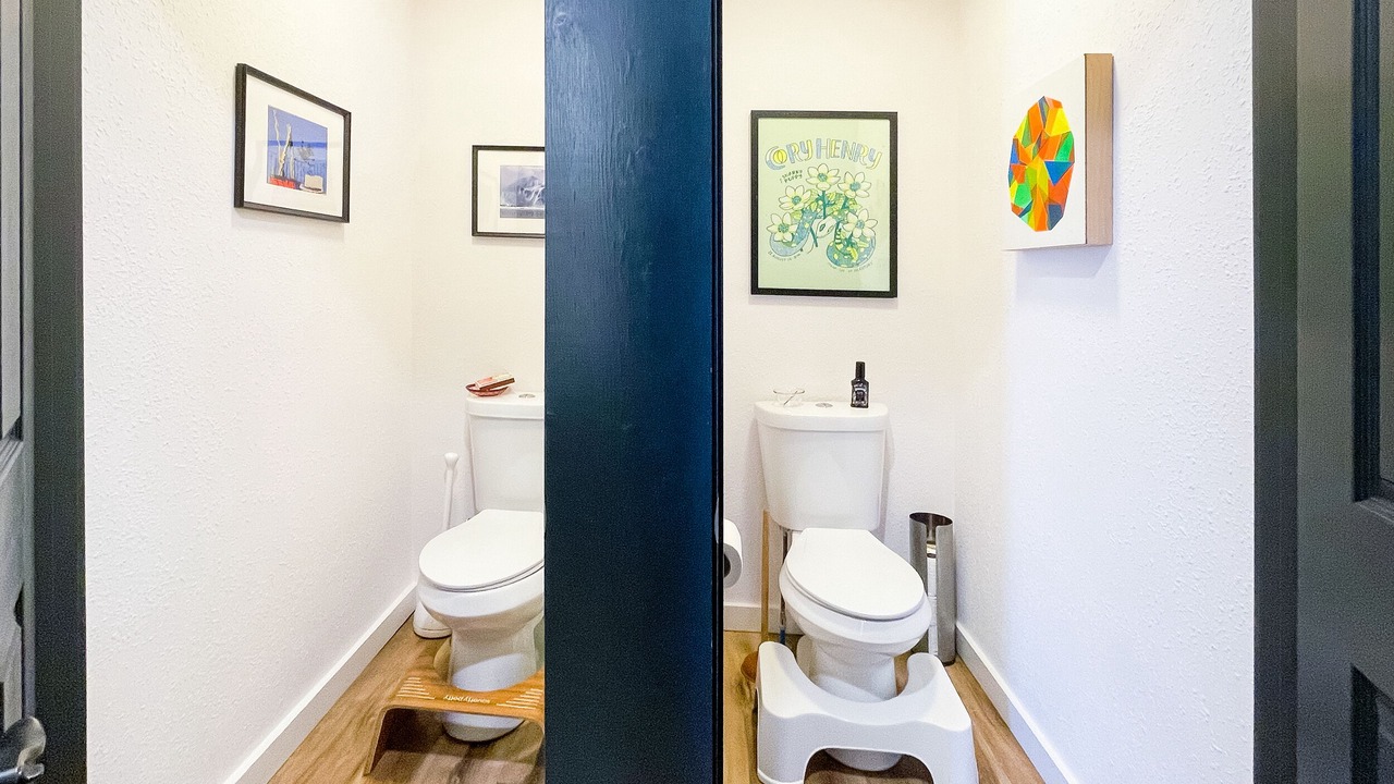 Photo of Bathroom in Curtis Park