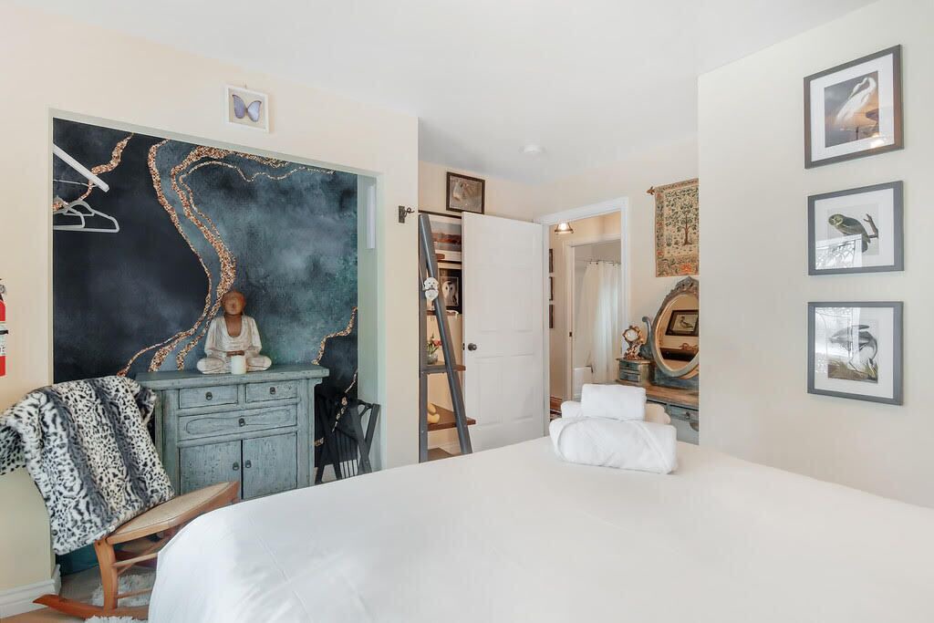 Photo of Bedroom in Evergreen Meadows