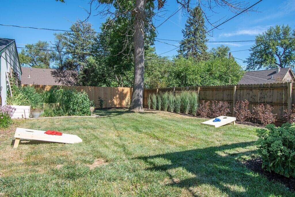 Photo of Outdoor in Dundee-Happy Hollow Historic District