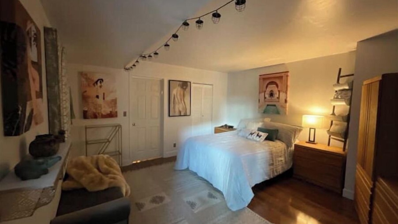 Photo of Bedroom in Ballpark