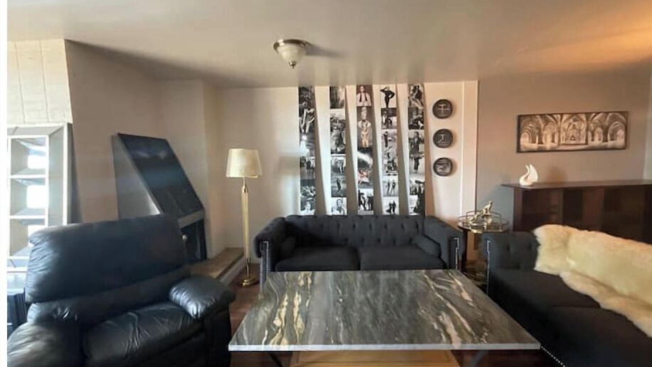 Photo of Livingroom in Ballpark