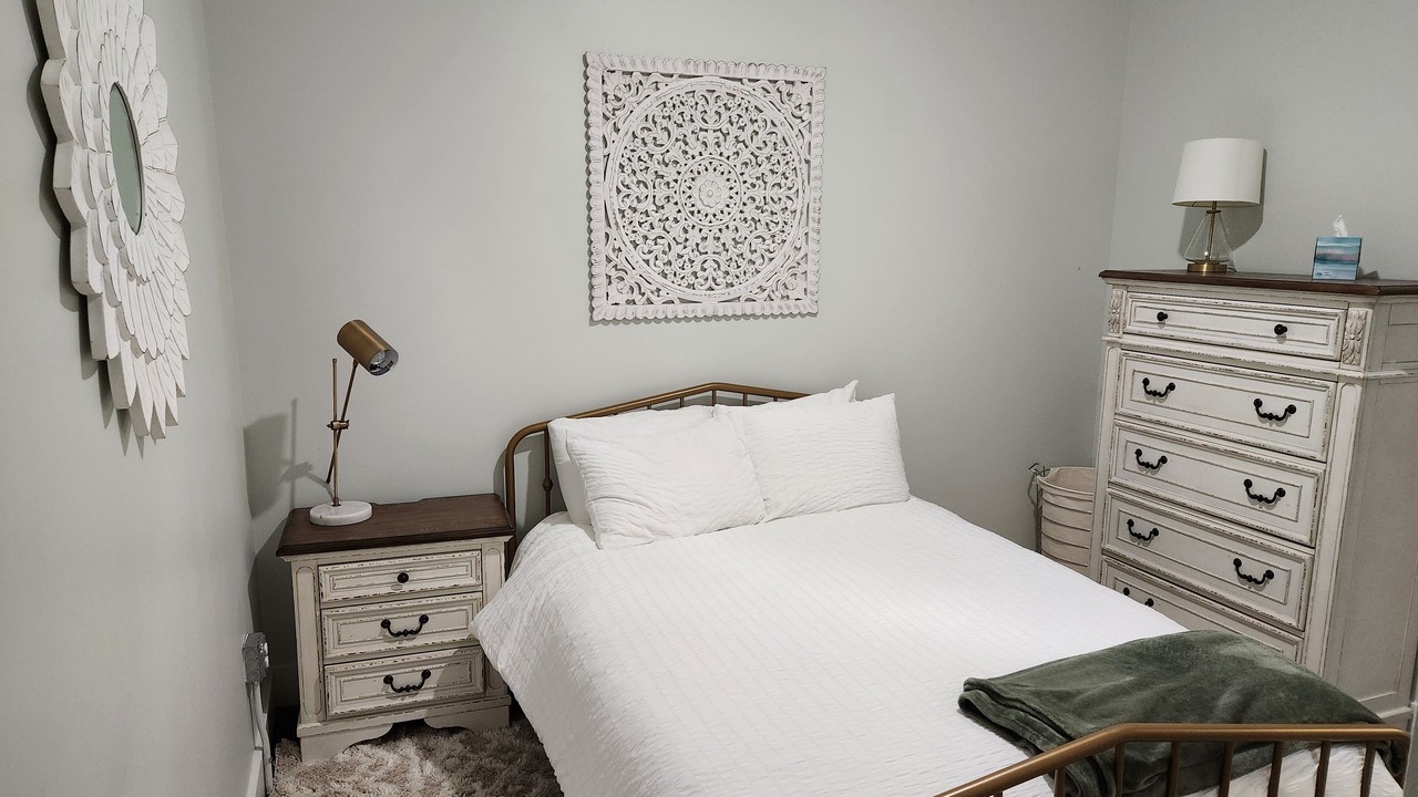Photo of Bedroom in Hamilton