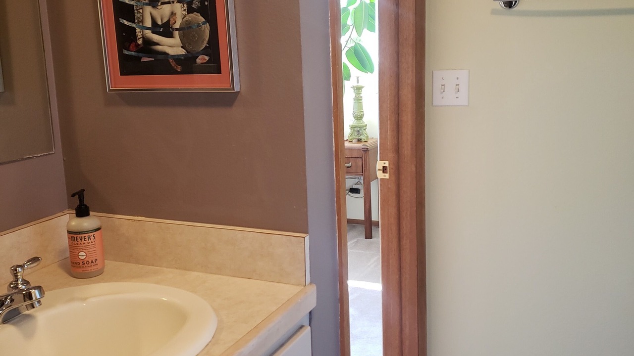 Photo of Bathroom in Harvey Park