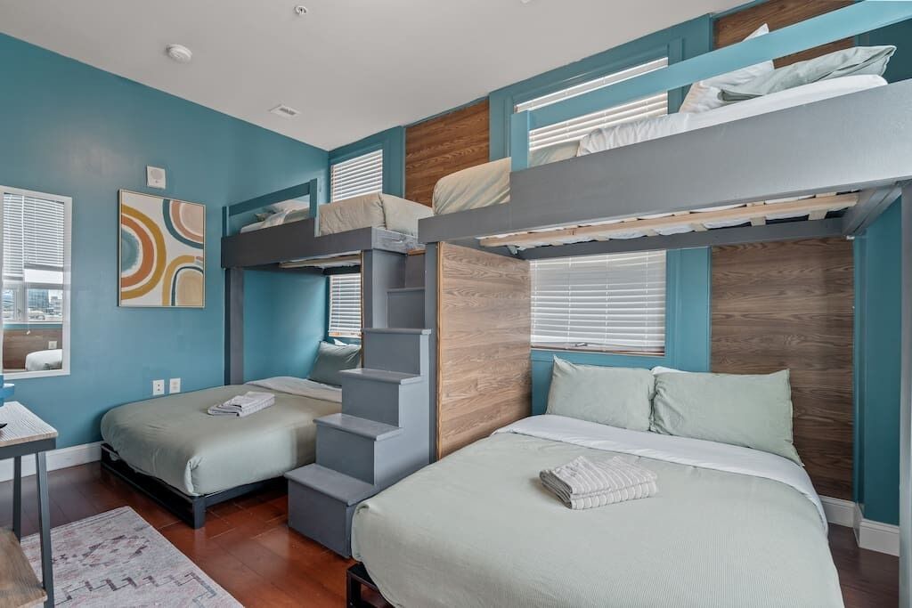 Photo of Bedroom in Center City East