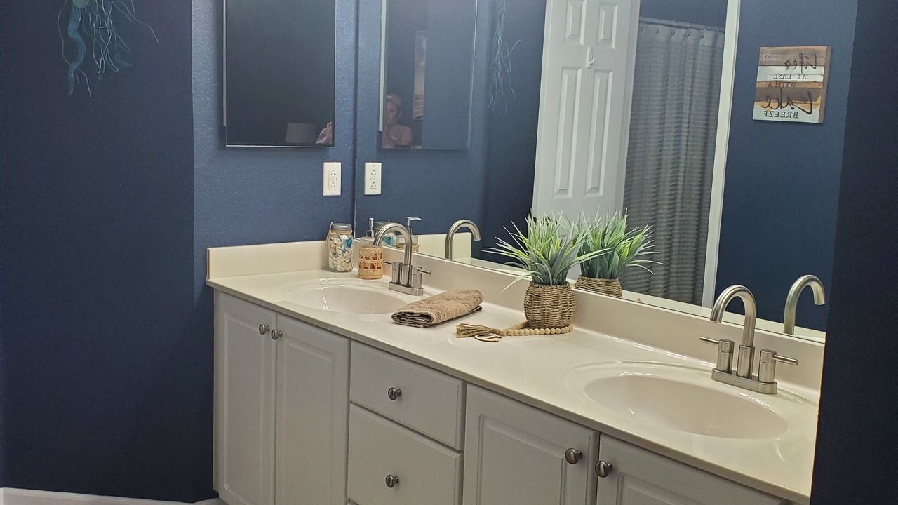 Photo of Bathroom in Lakeland