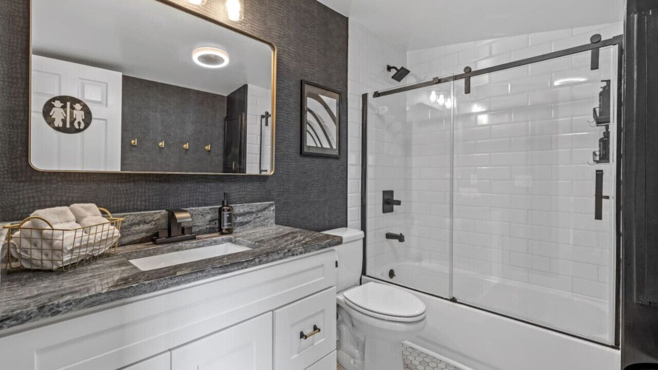 Photo of Bathroom in Woodbine