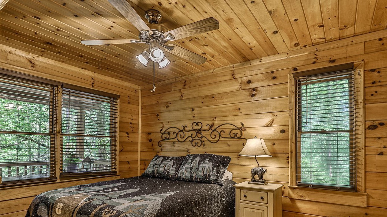 Photo of Bedroom in Ellijay