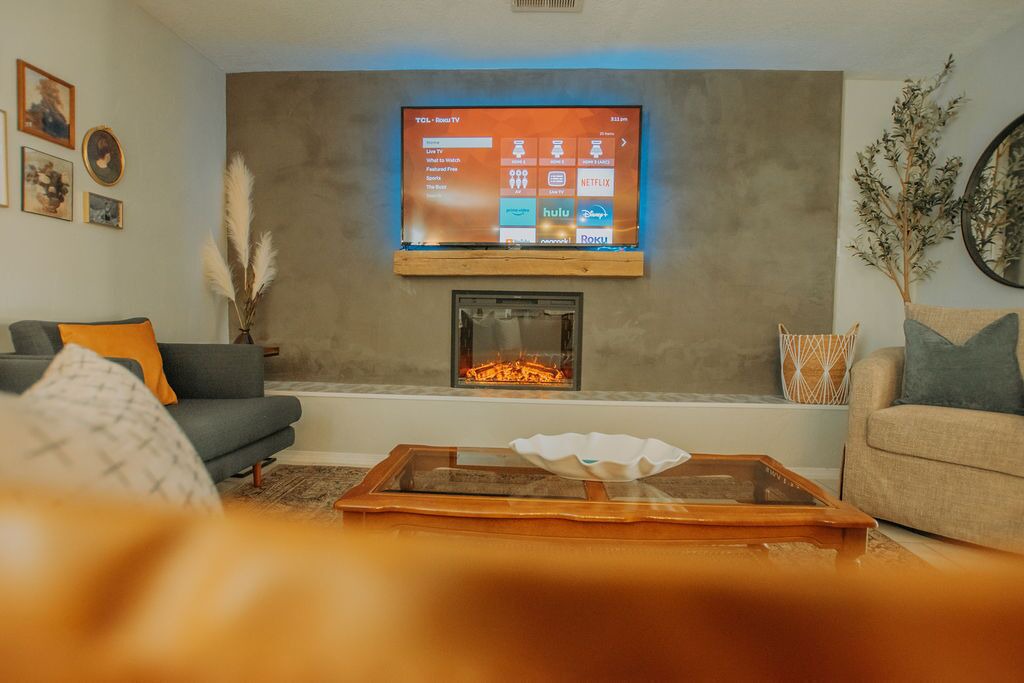 Photo of Livingroom in Westgate Heights