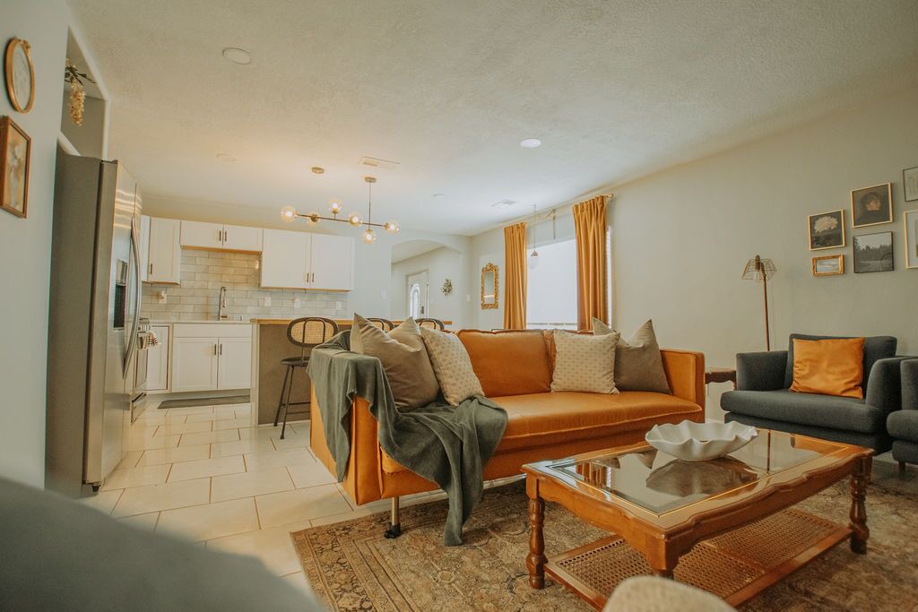 Photo of Livingroom in Westgate Heights