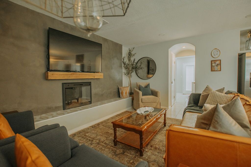 Photo of Livingroom in Westgate Heights