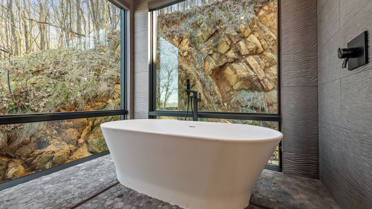 Photo of Bathroom in Ridges Over the Lake