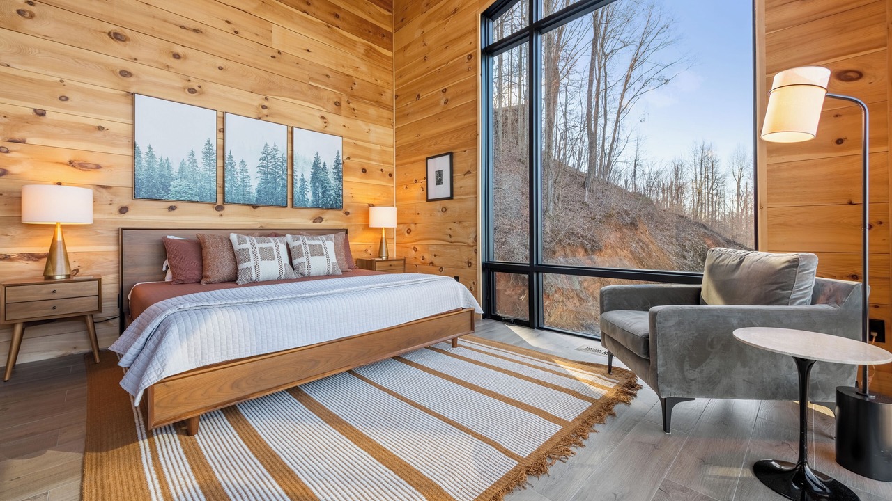 Photo of Bedroom in Ridges Over the Lake