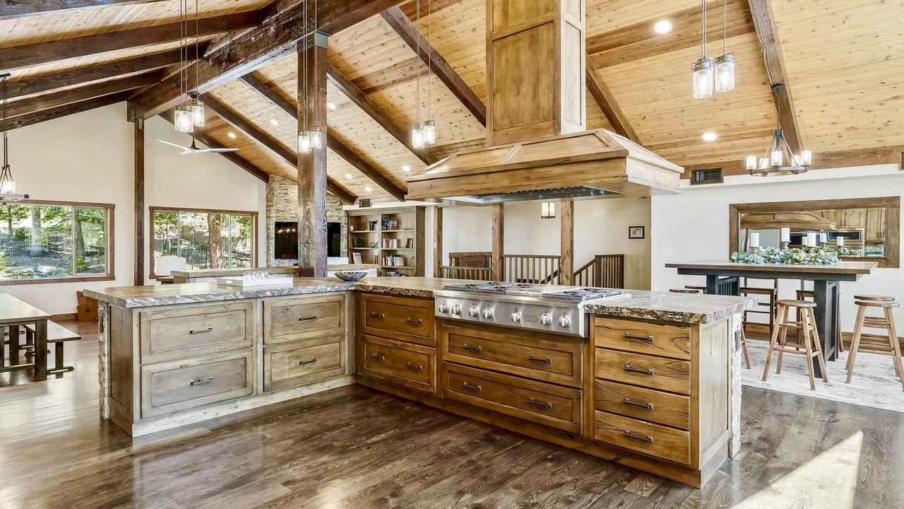 Photo of Kitchen in Round Hill Village