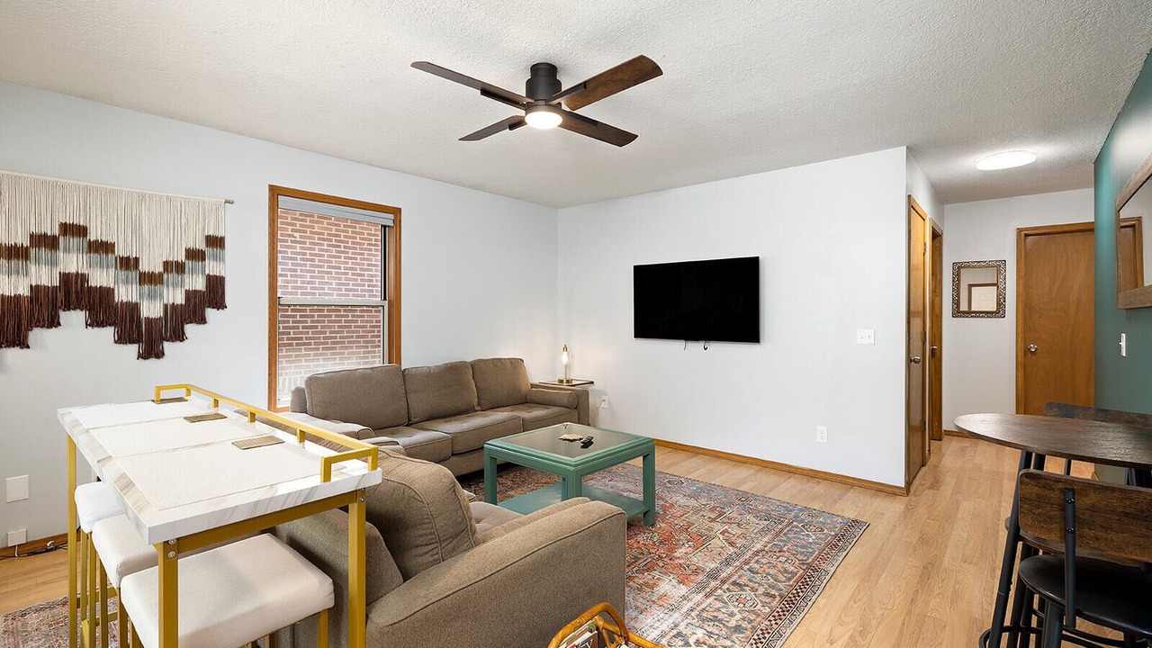 Photo of Livingroom in Rountree