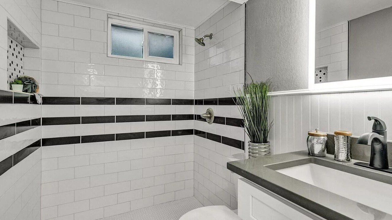 Photo of Bathroom in Allendale Area