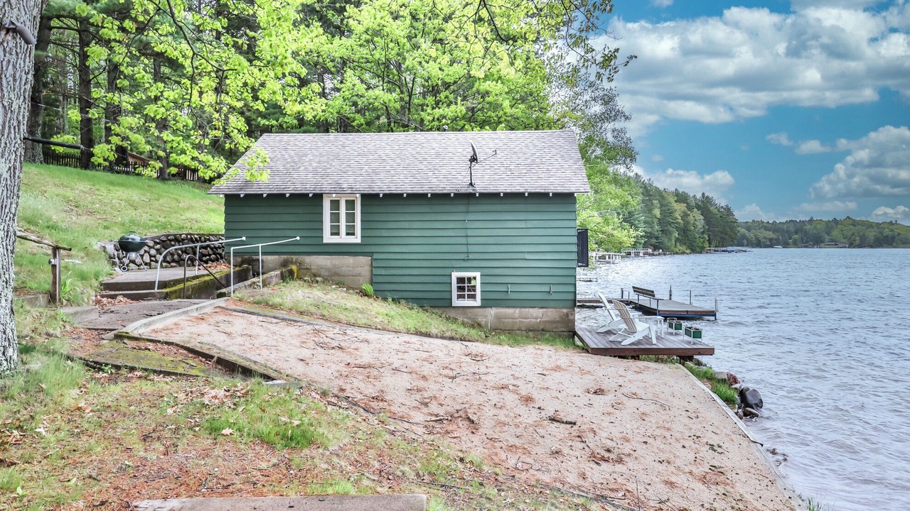 Photo of Others in Lake Tomahawk