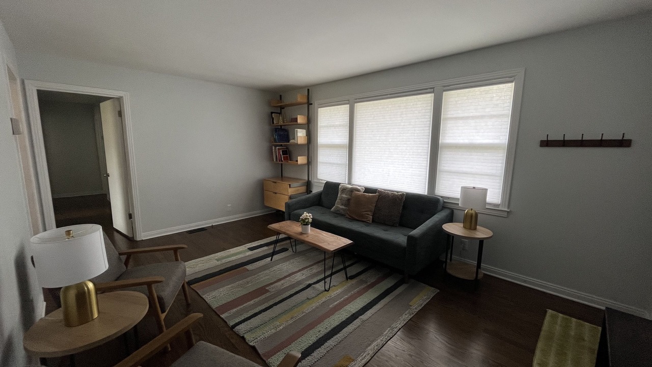 Photo of Livingroom in Charlotte Park